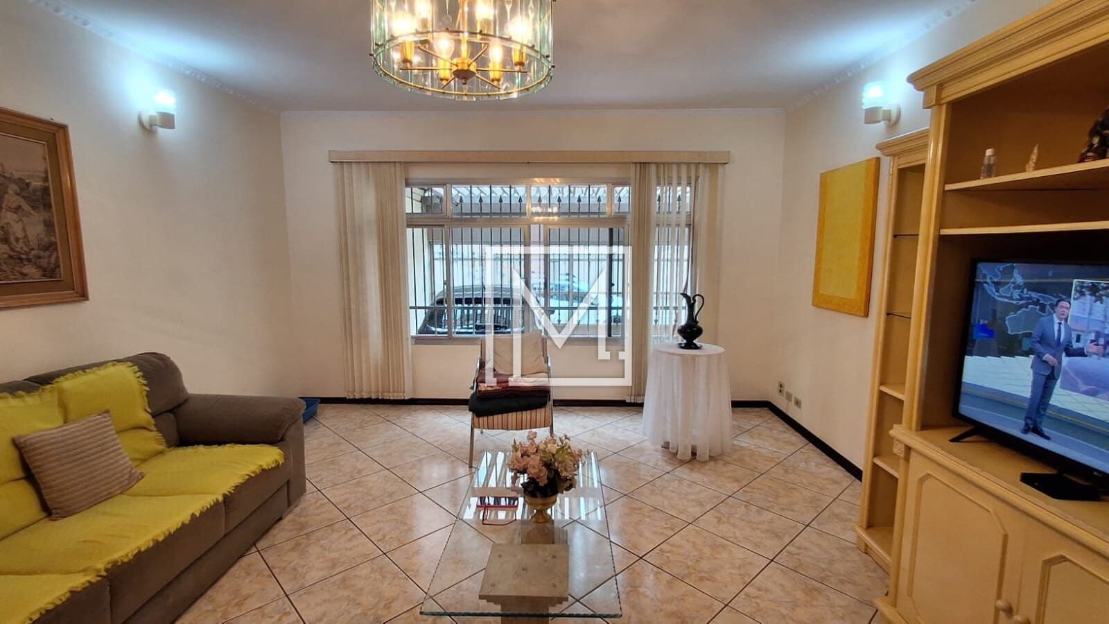Casa sobrado 3 quartos com 2 suites proximo metro venda ou locação