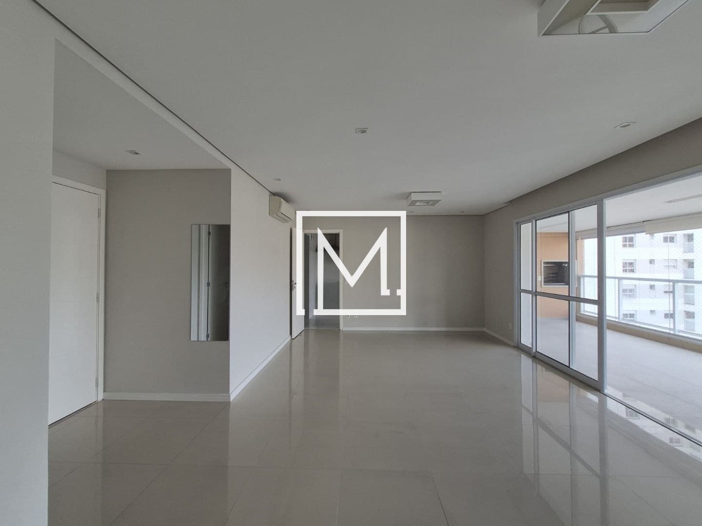 APTO A VENDA NO CONDOMINIO THE PARKER COM 4 DORM