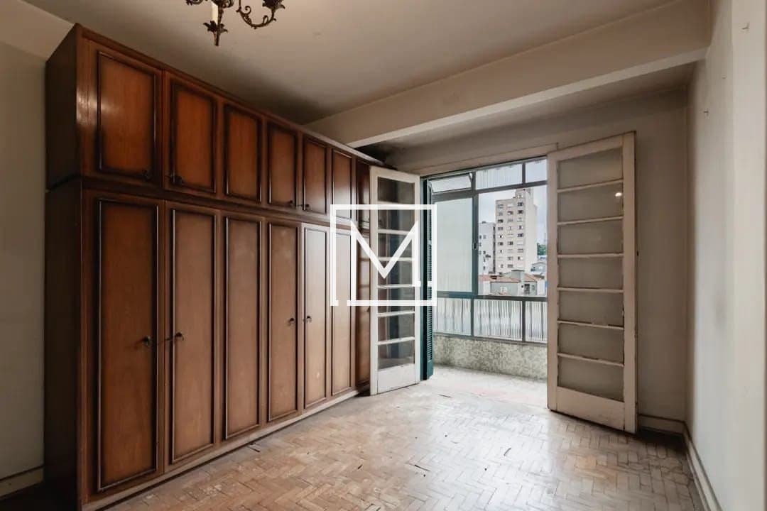Apartamento à venda, 63 m² por R$ 300.000 proximo metro