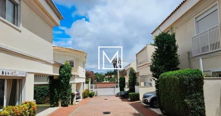 Sobrado à venda, 265 m² por R$ 3.950.000 - Moema - São Paulo/SP